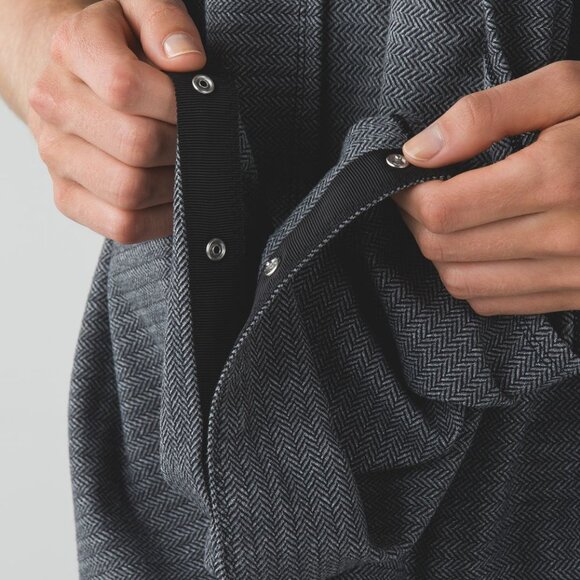 Lululemon Heathered Herringbone Heathered Slate Black Vinyasa Scarf - Picture 5 of 6